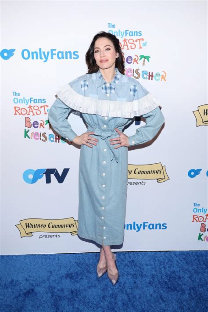 Adia Cummings Height, Weight, Net Worth, Age, Birthday, Wikipedia, Who, Instagram, Biography