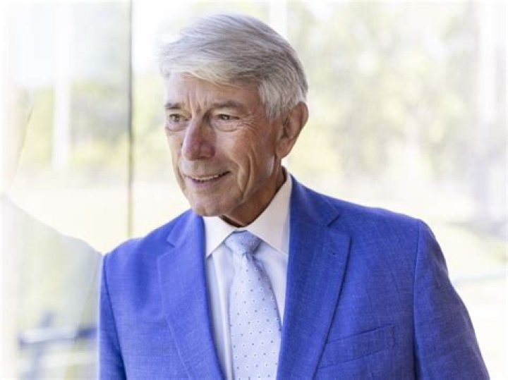 
Buck Martinez Height, Weight, Net Worth, Age, Birthday, Wikipedia, Who, Nationality, Biography 