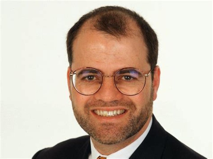 
Dr Daniel Lanzer Height, Weight, Net Worth, Age, Birthday, Wikipedia, Who, Nationality, Biography 