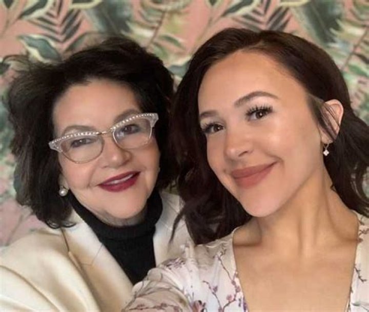 Eliza Butterworth Height, Weight, Net Worth, Age, Birthday, Wikipedia, Who, Nationality, Biography