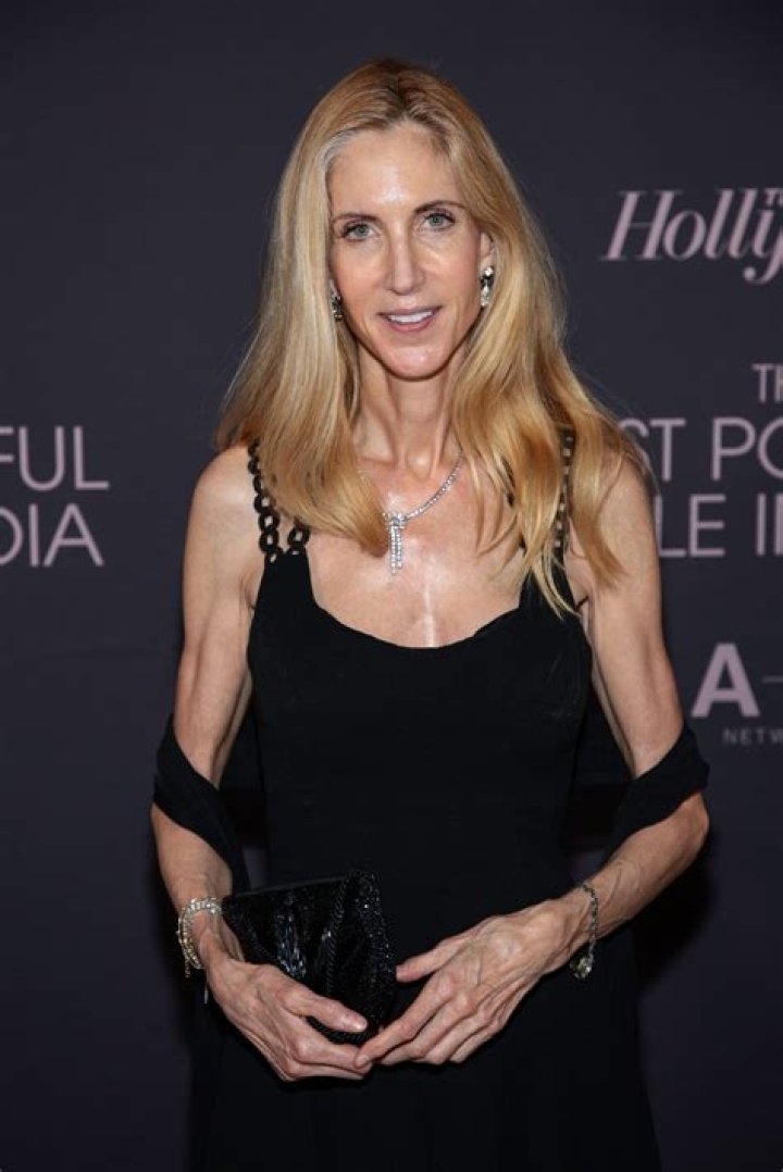 Emma Coulter Height, Weight, Net Worth, Age, Wiki, Who, Instagram, Biography
