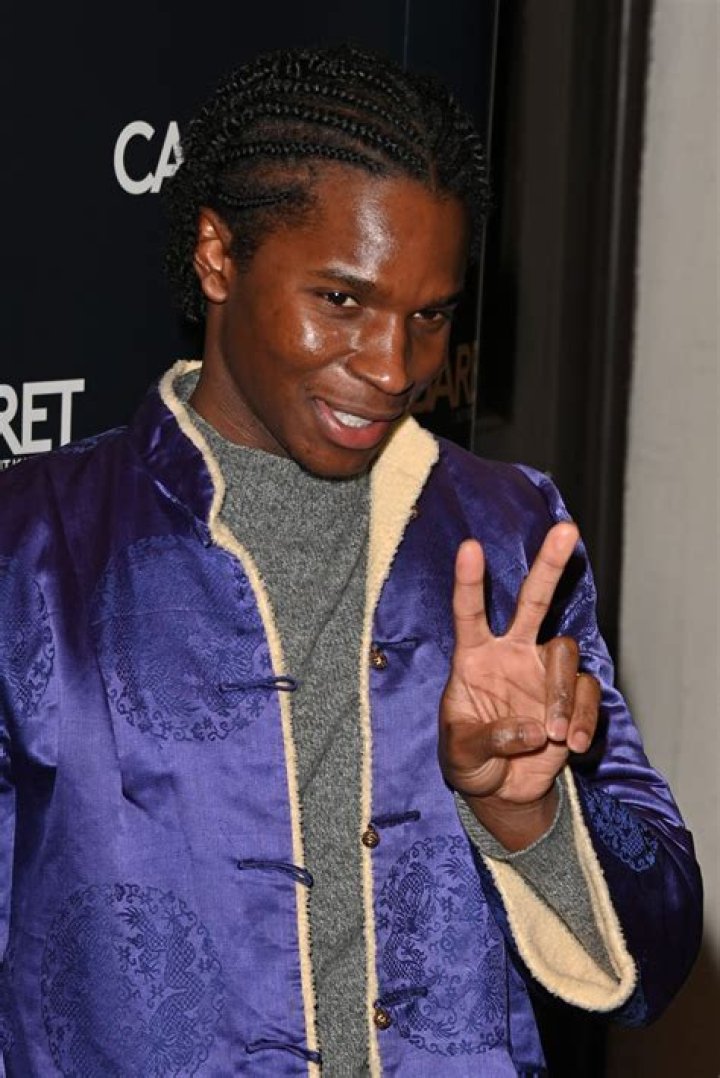 
Ian Stirling Weight, Net Worth, Age, Birthday, Wikipedia, Who, Instagram, Biography 