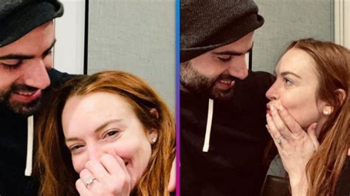 
Lindsay Lohan’s Recreated Throwback Photo With Brother Dakota Will Give ‘Parent Trap’ Fans Nostalgia 