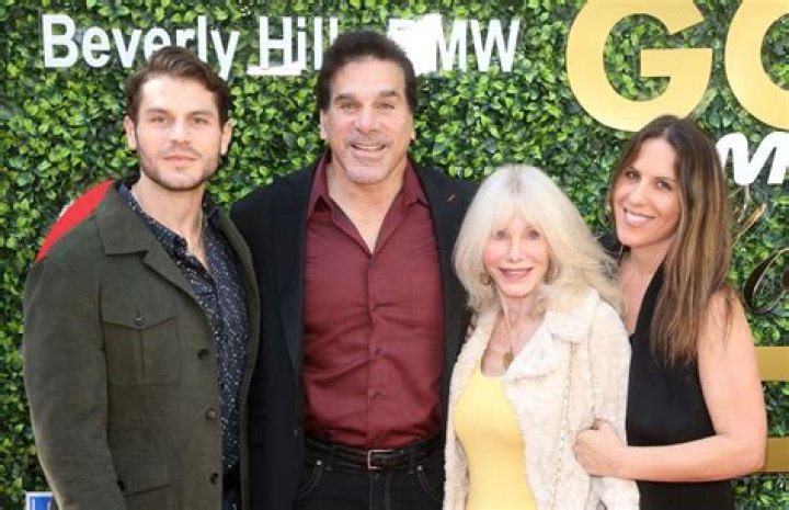 
Lou Ferrigno: Where Is He In 2022? Untold Truths To Know About His Wife Carla And Family 