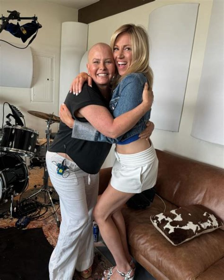 Nicole Eggert Height, Weight, Net Worth, Age, Birthday, Wikipedia, Who, Instagram, Biography