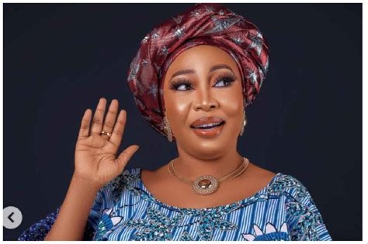 
Nollywood Actress Sola Sobowale Reacts As Actress Bimpe Akintunde Shares A Photo 