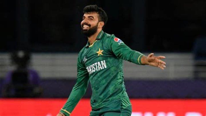 
Shadab Khan Height, Weight, Net Worth, Age, Birthday, Wikipedia, Who, Nationality, Biography 