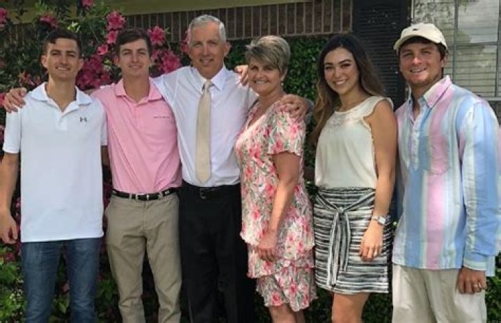 
Who Is Sam Bennett Wife? Meet Tara Bennett On Instagram 